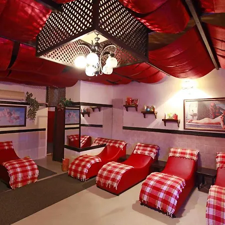 Sun & Aparthotel 3*
