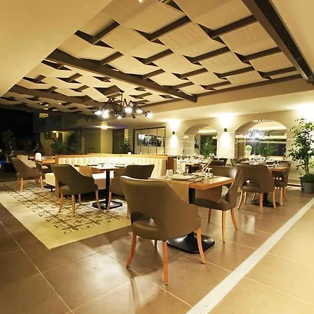 Sun City & 3* סייד