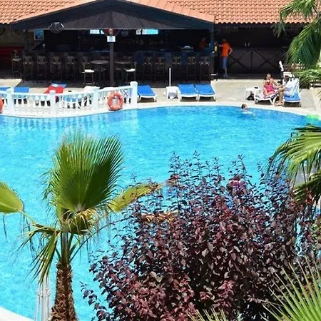 מלון דירות Sun City & סייד