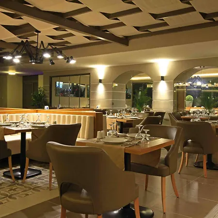 Sun City & 3* סייד